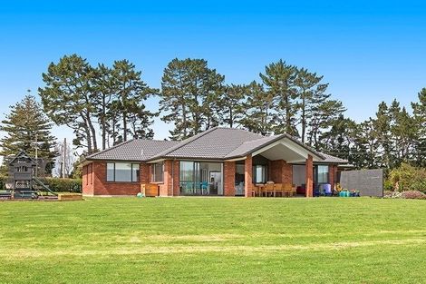 Photo of property in 38 Taurangaruru Road, Waiuku, 2683