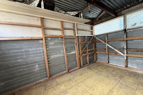 Photo of property in 9 Locket Road, Glenfield, Auckland, 0629