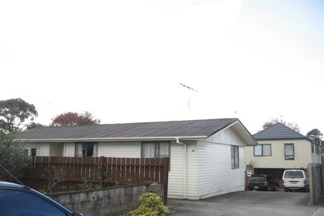Photo of property in 1/18 Gossamer Drive, Pakuranga Heights, Auckland, 2010