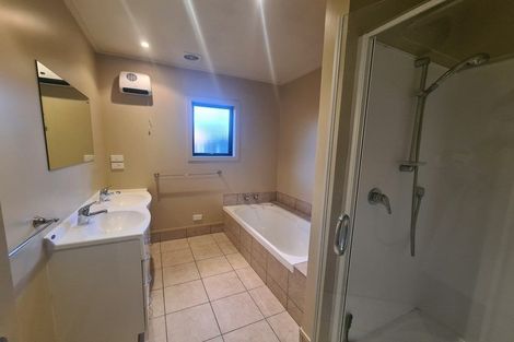 Photo of property in 11 Shanahan Lane, Arrowtown, 9302