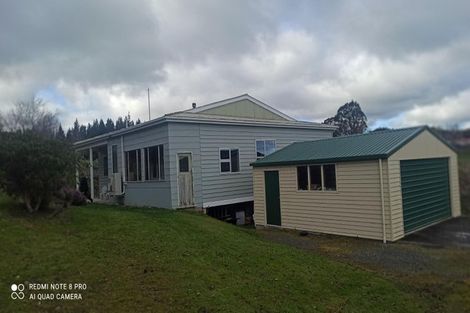 Photo of property in 28 Milton Highway, Balclutha, 9272