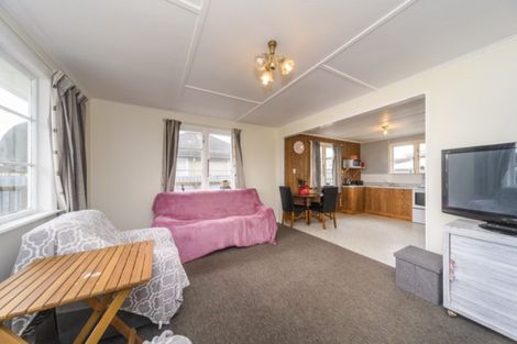 Photo of property in 8 Brighton Crescent, Highbury, Palmerston North, 4412