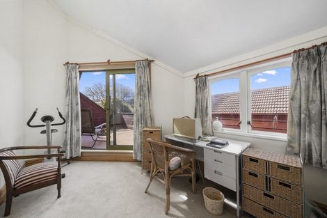 Photo of property in 48 Hautana Street, Woburn, Lower Hutt, 5010