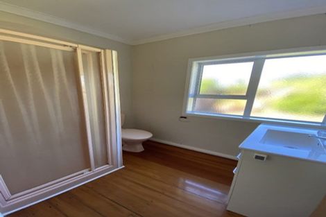 Photo of property in 16 Chester Road, Tawa, Wellington, 5028