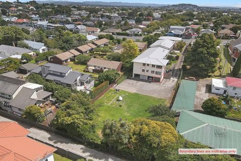 Photo of property in 1/736 Mount Eden Road, Mount Eden, Auckland, 1024