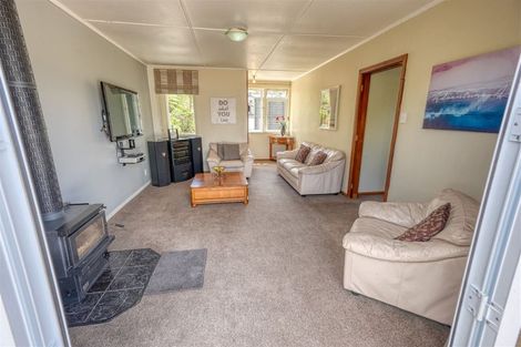 Photo of property in 42 Koe Street, Moana, 7872