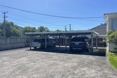 Photo of property in 16 Saint Leonards Road, Kelston, Auckland, 0602