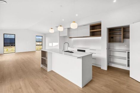 Photo of property in 14a Marjon Drive, Wanaka, 9305