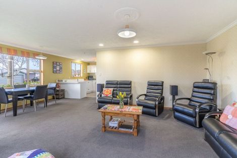 Photo of property in 234 Park Street, Winton, 9720