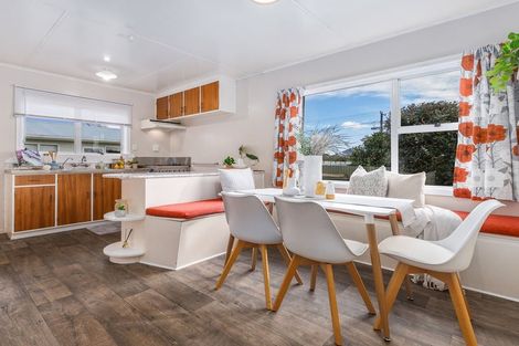 Photo of property in 52a Winchester Street, Levin, 5510
