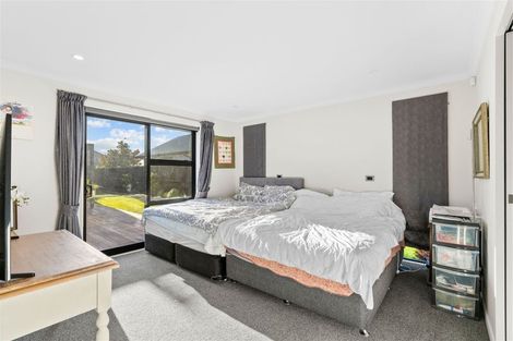 Photo of property in 10 Bronco Drive, Aidanfield, Christchurch, 8025