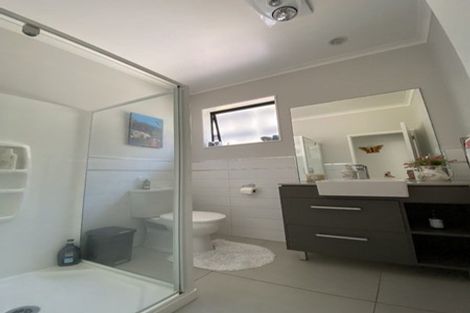 Photo of property in 10 Mauku Lane, Greenhithe, Auckland, 0632