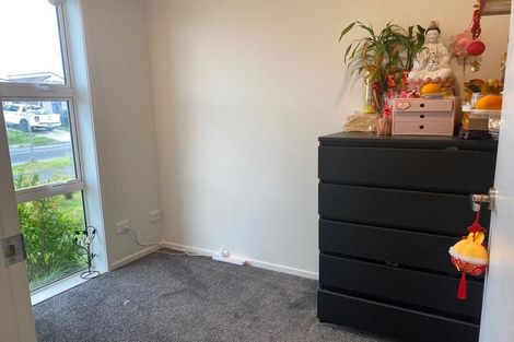 Photo of property in 28 Farmland Road, Papakura, 2110