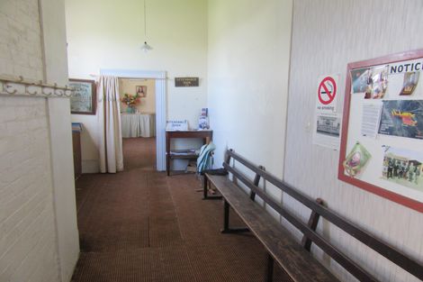 Photo of property in 18 Leonard Street, Waimate, 7924