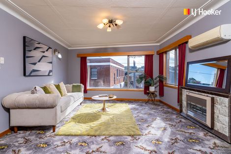 Photo of property in 2 Mccrea Street, Mornington, Dunedin, 9011