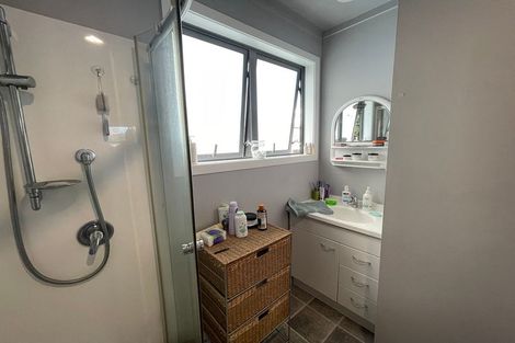 Photo of property in 4 Airfield Road, Takanini, 2112