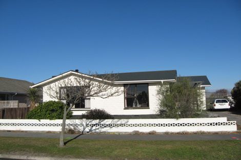Photo of property in 20 Palmers Road, New Brighton, Christchurch, 8083
