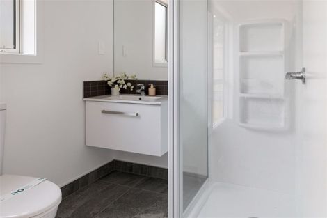 Photo of property in 73 Bert Wall Drive, Omokoroa, 3114