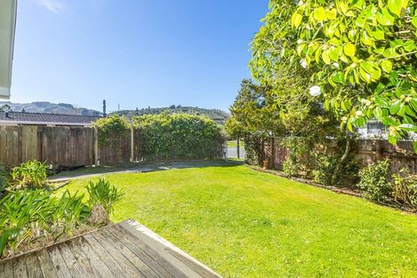 Photo of property in 1/21 Roband Crescent, Brown Owl, Upper Hutt, 5018