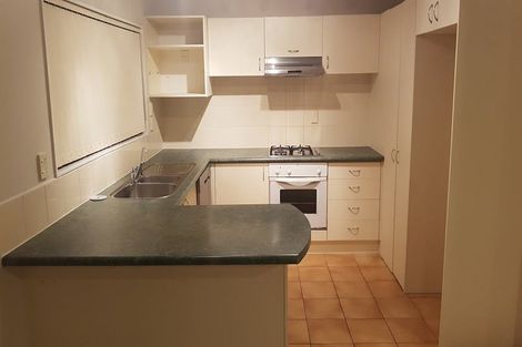 Photo of property in 8 Jeffery Reeve Crescent, Ranui, Auckland, 0612