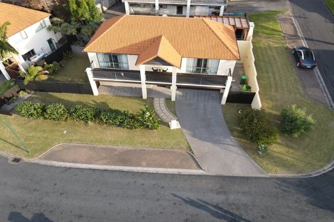 Photo of property in 11 Parkwood Crescent, Gulf Harbour, Whangaparaoa, 0930