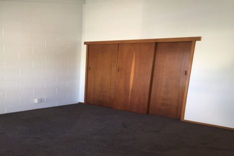 Photo of property in 2/156 Hutchinson Avenue, New Lynn, Auckland, 0600