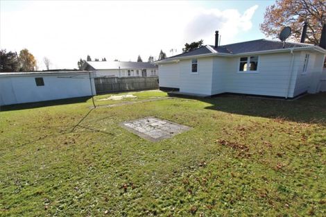 Photo of property in 271 Balmoral Drive, Tokoroa, 3420