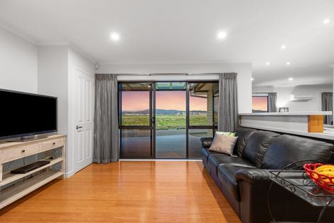 Photo of property in 34 Gibson Place, Papamoa Beach, Papamoa, 3118