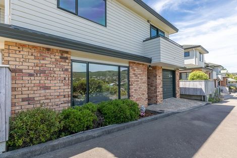 Photo of property in 3c Duncan Street, Tawa, Wellington, 5028