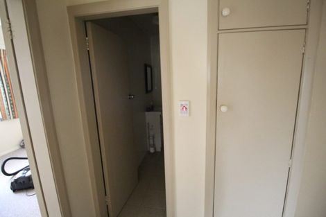 Photo of property in 5a Chelwood Street, Takaro, Palmerston North, 4412