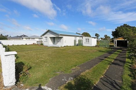 Photo of property in 192 Tasman Street, Opunake, 4616