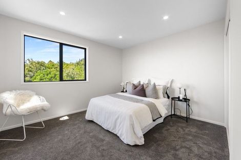Photo of property in 307a Mount Pleasant Road, Mount Pleasant, Christchurch, 8081