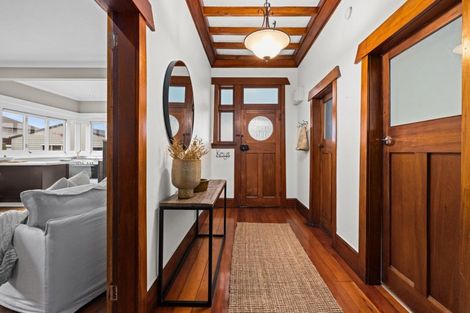 Photo of property in 190 Vigor Brown Street, Napier South, Napier, 4110