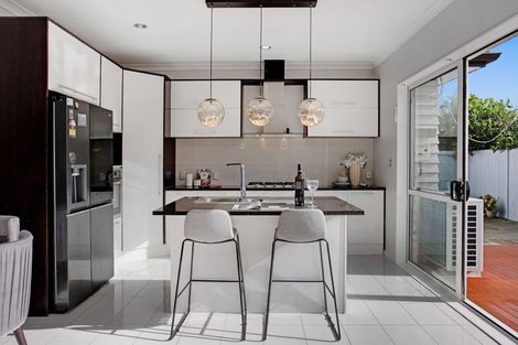 Photo of property in 15 Dromoland Drive, Flat Bush, Auckland, 2019