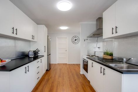 Photo of property in 1019a Reka Street, Akina, Hastings, 4122