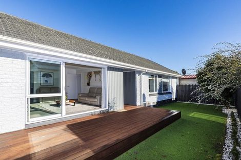 Photo of property in 45 Emlyn Place, Avondale, Christchurch, 8061