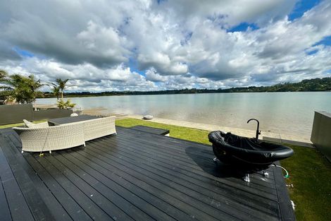 Photo of property in 62 The Terrace, Herald Island, Auckland, 0618