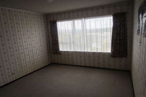 Photo of property in 1 Bishops Glen, Tawa, Wellington, 5028