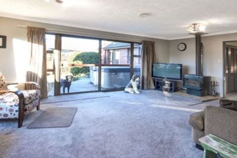 Photo of property in 17 Wickliffe Street, Mosgiel, 9024