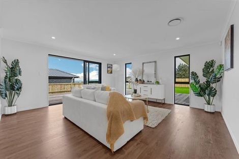 Photo of property in 219 Hitchen Road, Pokeno, 2402