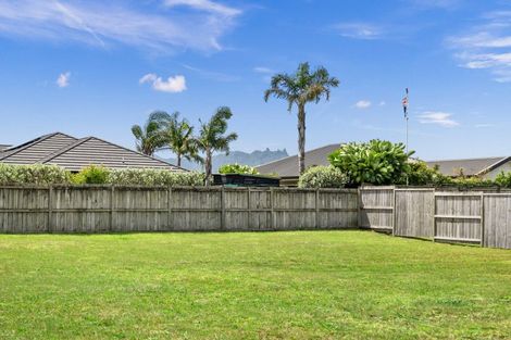 Photo of property in 26 Saint Michael Crescent, One Tree Point, 0118