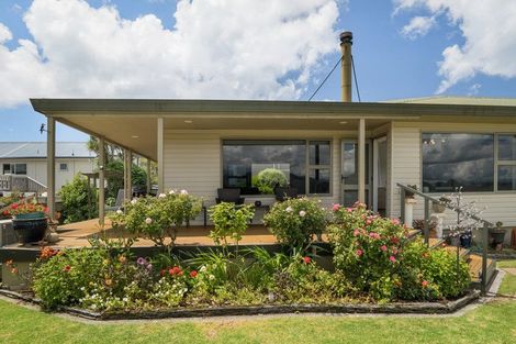 Photo of property in 6 Hanlen Avenue, Waihi Beach, 3611