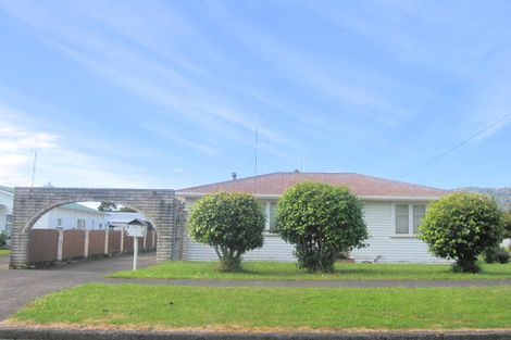 Photo of property in 16 Moore Street, Ohakune, 4625