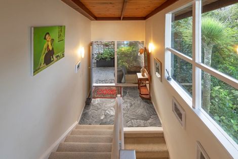 Photo of property in 14 Tensing Place, Khandallah, Wellington, 6035