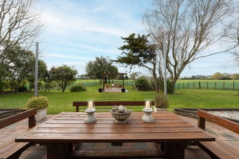 Photo of property in 537 No 1 Line, Longburn, Palmerston North, 4475