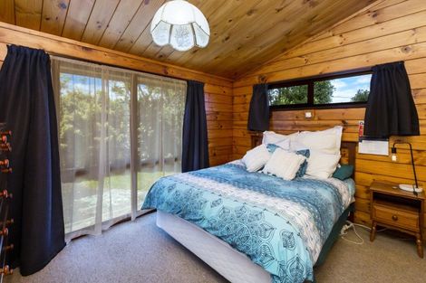 Photo of property in 99 Gibbons Street, Ebdentown, Upper Hutt, 5018