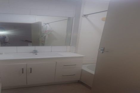 Photo of property in 8/45 Kenderdine Road, Papatoetoe, Auckland, 2025