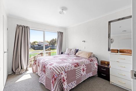 Photo of property in 33 Lower High Street, Marton, 4710