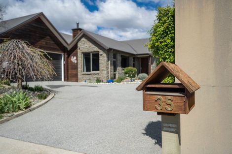 Photo of property in 35 Larch Crescent, Alexandra, 9320