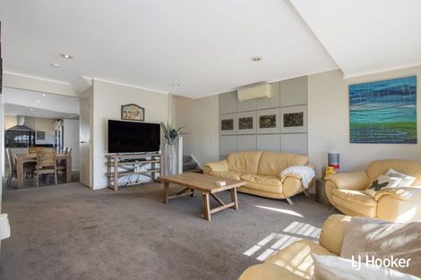 Photo of property in 28 Ocean View Road, Waihi Beach, 3611